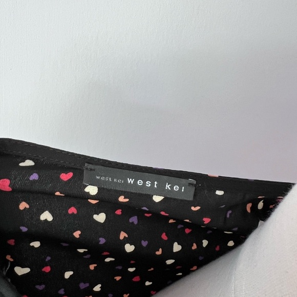 West Kei Black Top with Colorful Hearts Tie Waist Flattering - Picture 4 of 6